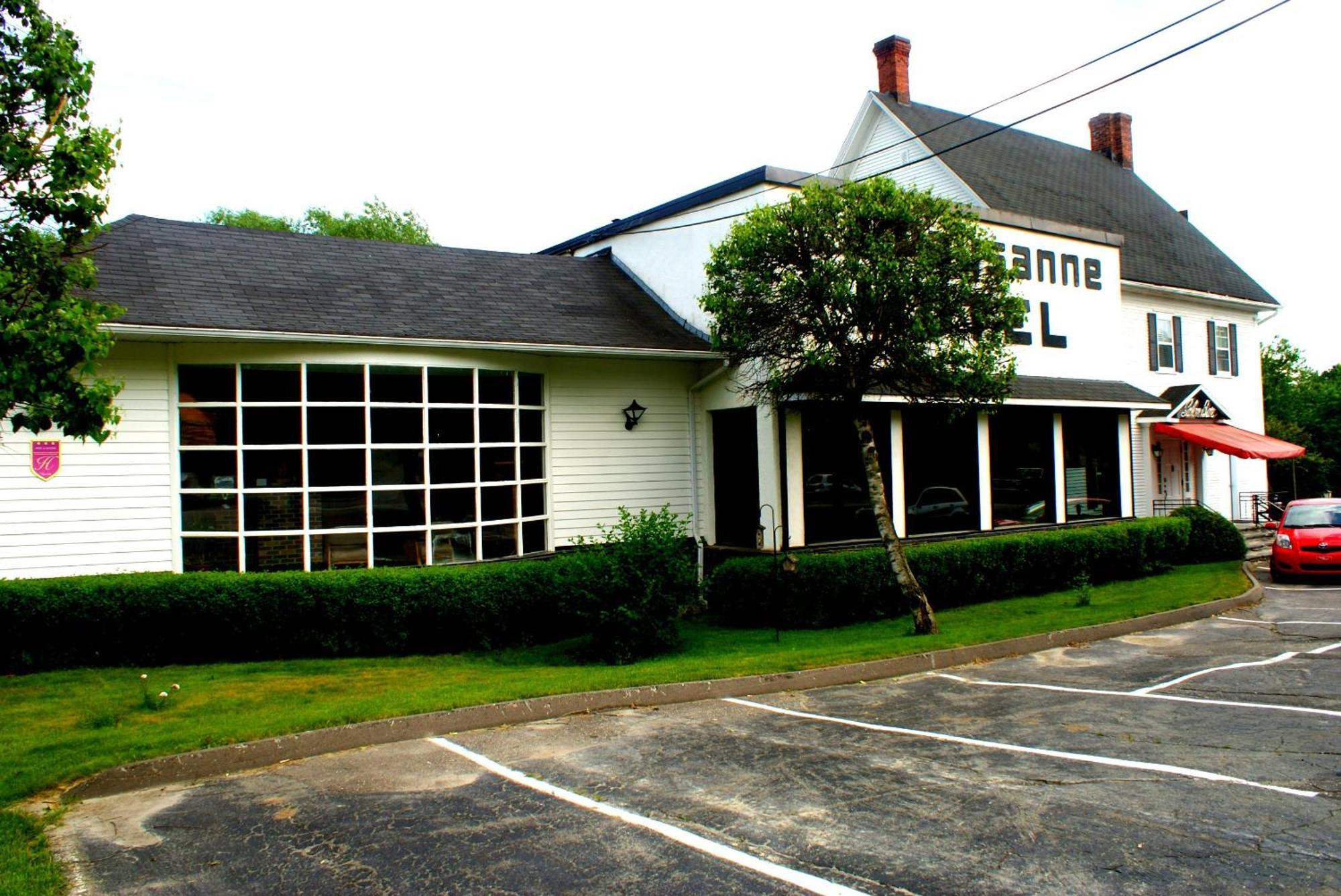 Motel & Hotel La Paysanne Sherbrooke Exteriör bild